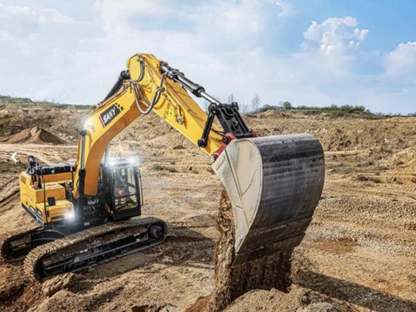 Should You Have Wheels Or Tracks On Your Excavator?
